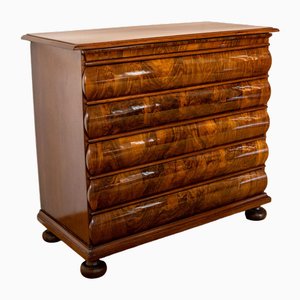Baroque Walnut Chest of Drawers, 1700s