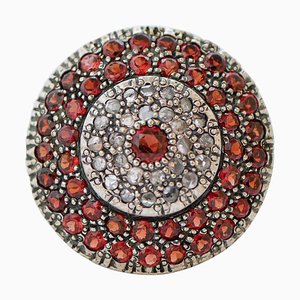 Anello con granati, diamanti, oro rosa e argento, anni '70