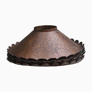 Pantallas de lámpara primitivas industriales rústicas vintage de cobre con tapas de metal colgantes hechas a mano, años 70