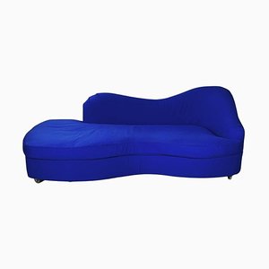 Modernes Italienisches Abgerundetes Sofa aus Electric Blue Stoff von Maison Gilardino, 1990er