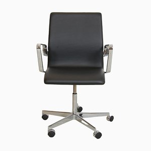 Oxford Desk Chair in Black Colored Nevada Leather by Arne Jacobsen, 2000s