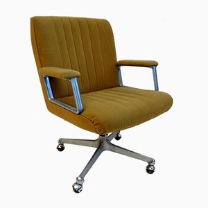 P 125 Desk Chair by Osvaldo Borsani for Tecno, 1960s