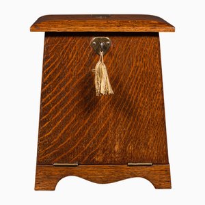 English Victorian Arts & Crafts Desktop Stationery Box in Oak, 1890s