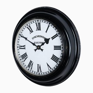 Industrielle Uhr mit Zifferblatt & Gehäuse aus emailliertem Stahl von Synchronome