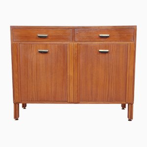 Nordischer Vintage Schrank, 1960er