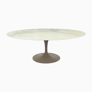 Mesa de comedor Tulip con tablero de mármol de Eero Saarinen para Knoll, 1967