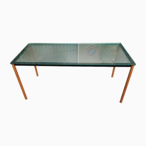 Tavolo con struttura in ferro, gambe in legno e ripiano in vetro in stile Lc10 Le Corbusier di Cassina, anni '80