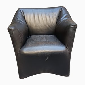 Small Armchair 684 in Black Leather by Mario Bellini for Cassina, 1980s