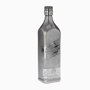 Bottiglia da whisky grande in argento di Johnnie Walker, anni '60