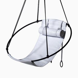 Minimale Sling Swing aus Echtem Leder in Weiß von Studio Stirling