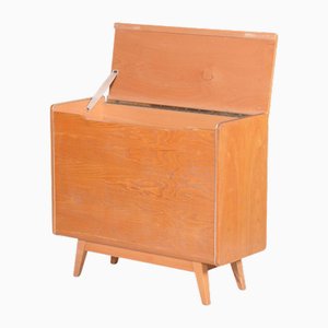 Mid-Century Aufklappbarer Schrank aus Eschenholz von Jitona Sobeslav, Tschechien, 1950er