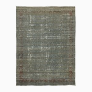 Grand tapis gris surteint