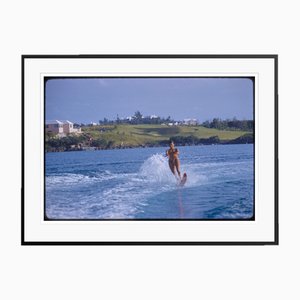 Toni Frissell, Esquí Acuático en Acapulco, Lámina Cromogénica, Enmarcada