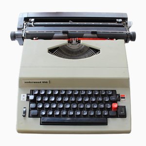 Máquina de escribir Olivetti, años 70