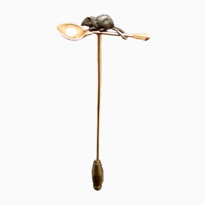 Mouse on Spoon Krawattenklammer aus Gold & Bronze mit Weißer Perle, 1890er