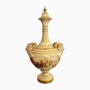 Jarrón Royal Worcester victoriano antiguo de Edward Raby, 1890