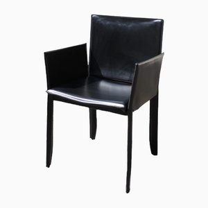 Silla Margot con reposabrazos negros de Cattelan Italia