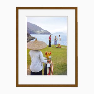 Toni Frissell, Golf in Hong Kong, C-Print, gerahmt