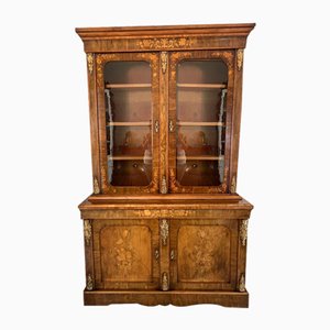 Mueble victoriano antiguo de nogal con incrustaciones y ormolu, 1860