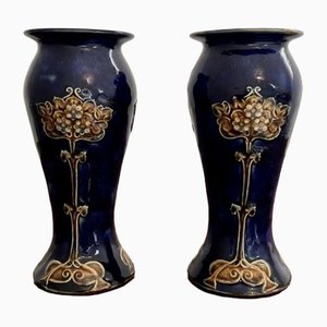 Vases Art Nouveau Anciens de Royal Doulton, 1910s, Set de 2