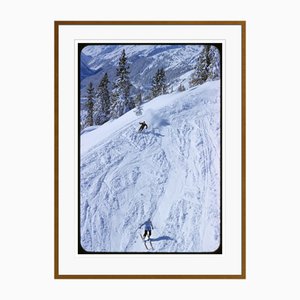 Toni Frissell, Skifahrer auf der Piste, 1955 / 2020er, C-Print, gerahmt