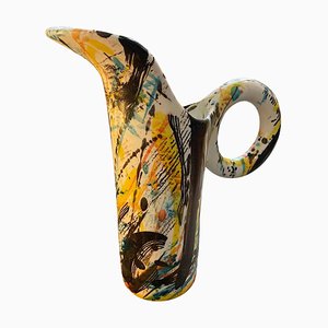 Vaso brocca modernista in ceramica dipinto a mano di M Carbone per Ceramica Castelli, anni '80