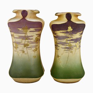 Jarrones modernistas de cerámica con flores doradas de Turn Teplitz para Rstk, Amphora, década de 1900. Juego de 2