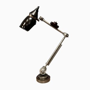 Frühes Modell Rademacher Tischlampe mit schräger Haube