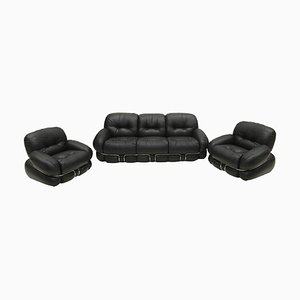 Modernes italienisches Mid-Century Sofa und Sessel aus schwarzem Leder & Stahl, 1970er, 3er Set