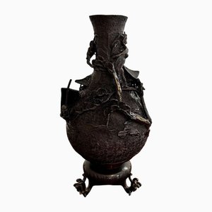 Vaso giapponese in bronzo, inizio XX secolo