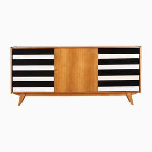 Credenza Mid-Century con cassetti in legno, Interier Praha, anni '60