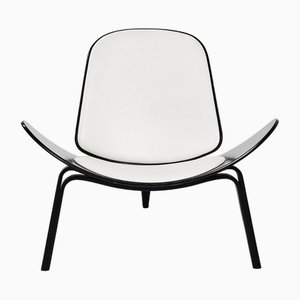 CH07 Armchair in Black Lacquer & White Leather by Hans Wegner for Carl Hansen & Son