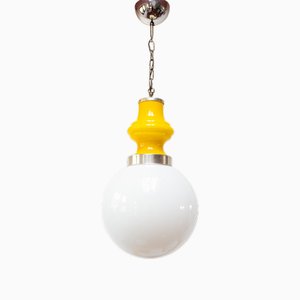 Lámpara de techo opalina en amarillo y blanco, años 60