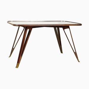 Mesa de centro Mid-Century moderna de madera y latón atribuida a Paolo Buffa, Italia, años 50