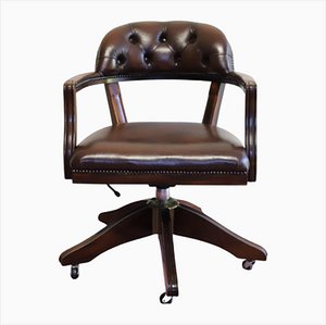 Fauteuil Capitaine Chesterfield en Cuir Amorti