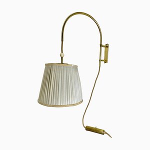 Lámpara de pared italiana ajustable de latón, años 60