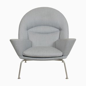 Silla Oculus de tela gris de Hans Wegner para Carl Hansen & Søn