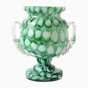 Grüne Trophäenvase aus Glas mit Wabenmuster von Franz Welz, 1920er