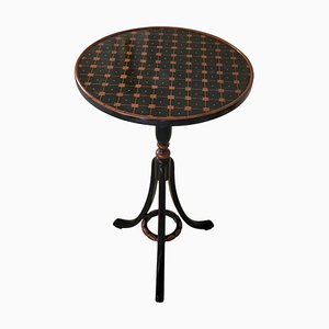 English Round Auxiliary Table