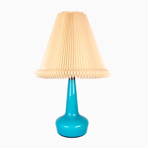 Lámpara de mesa de vidrio en azul de Esben Klint para Le Klint