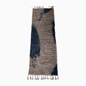 Handknotted Ry Rug Jala by Anna Charlotte Atelier