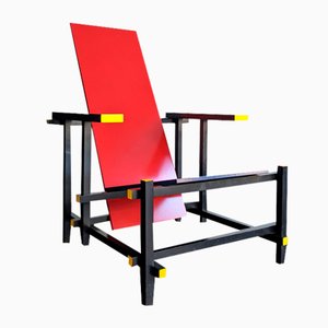 Butaca vintage en rojo y azul de Gerrit Thomas Rietveld para Cassina, años 80