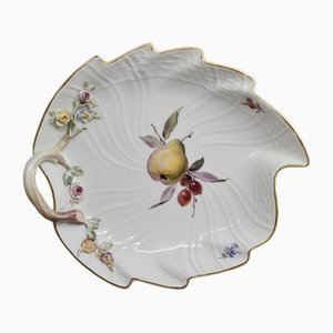 19th Century Meissen Porcelain Leaf Shaped Serving Dish