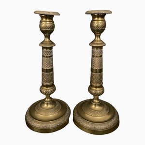 Guillochierte Kerzenständer aus gemeißelter Bronze, 1800er, 2er Set