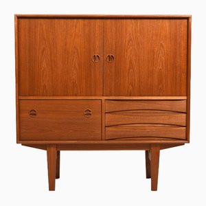 Dänischer Teak Schrank von NC Møbler zugeschrieben, 1960er