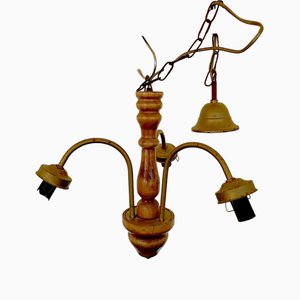 Lámpara de araña vintage de madera con tres brazos