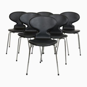 Chaises de Salle à Manger Rembourrées en Cuir Noir Classique par Arne Jacobsen pour Fritz Hansen, Set de 6
