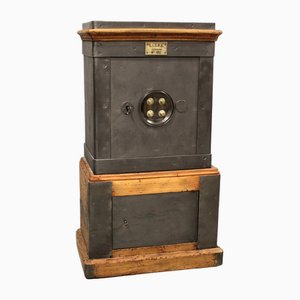 Iron and Wood Safe, 1890s