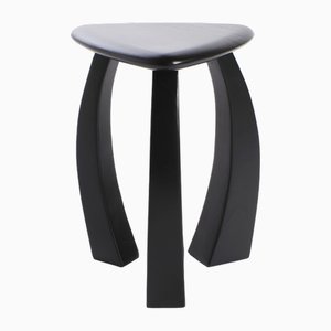 Tabouret Arc De 52 en Châtaignier Noir par Project 213A