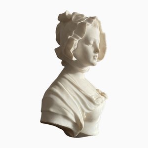 Escultura de niña Grazile de alabastro, década de 1800